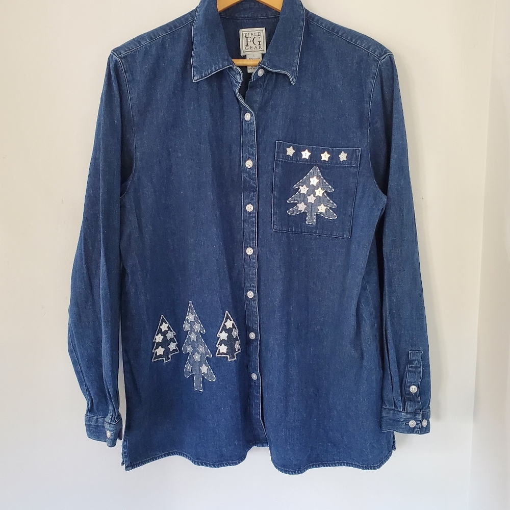 Vintage FIELD GEAR L Blue Denim Button Up LS Shirt Winter Trees CabinCore Granny